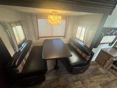 2017 Forest River Heritage Glen 24BHHL Hyper Lyte  YES FINANCING IS AVAILABLE!!!! - Photo 11 - Molalla, OR 97038