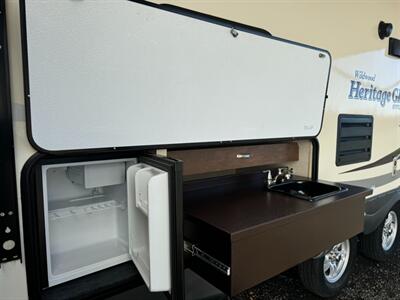 2017 Forest River Heritage Glen 24BHHL Hyper Lyte  YES FINANCING IS AVAILABLE!!!! - Photo 6 - Molalla, OR 97038