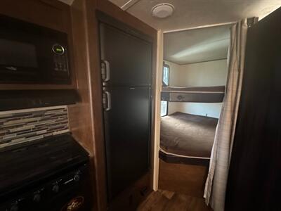 2017 Forest River Heritage Glen 24BHHL Hyper Lyte  YES FINANCING IS AVAILABLE!!!! - Photo 15 - Molalla, OR 97038