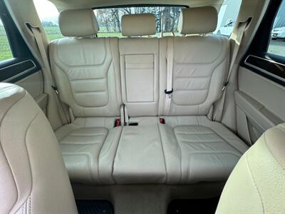 2015 Volkswagen Touareg TDI Sport  A.W.D. YES FINANCING IS AVAILABLE!!!! - Photo 20 - Molalla, OR 97038
