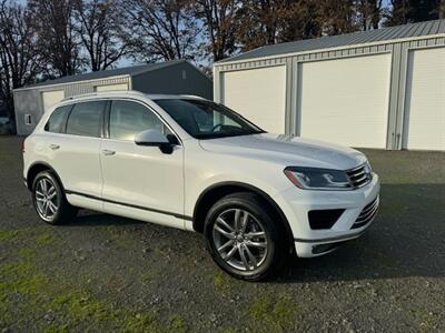 2015 Volkswagen Touareg TDI Sport  A.W.D. YES FINANCING IS AVAILABLE!!!! - Photo 9 - Molalla, OR 97038
