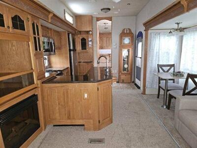 2006 Forest River Cedar Creek Daydreamer 37RLTSD   - Photo 6 - Molalla, OR 97038