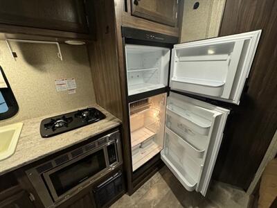 2018 Forest River coachman apex nano m-193bhs  YES FINANCING IS AVAILABLE!!!! - Photo 19 - Molalla, OR 97038