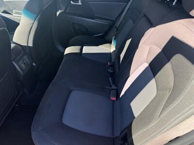 2016 Kia Sportage LX  A.W.D ONLY 105,000 MILES - Photo 7 - Molalla, OR 97038