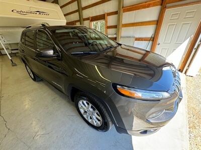 2015 Jeep Cherokee Latitude  4.w.d.only 96,000 miles - Photo 3 - Molalla, OR 97038