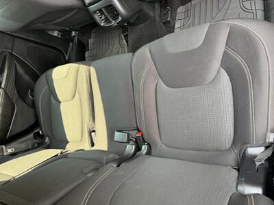 2015 Jeep Cherokee Latitude  4.w.d.only 96,000 miles - Photo 17 - Molalla, OR 97038