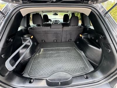 2015 Jeep Cherokee Latitude  4.w.d.only 96,000 miles - Photo 18 - Molalla, OR 97038