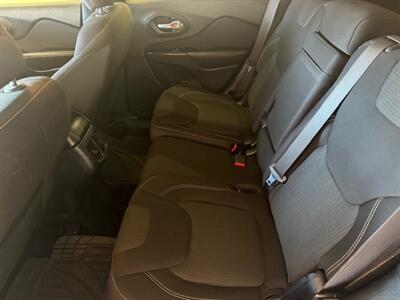 2015 Jeep Cherokee Latitude  4.w.d.only 96,000 miles - Photo 15 - Molalla, OR 97038
