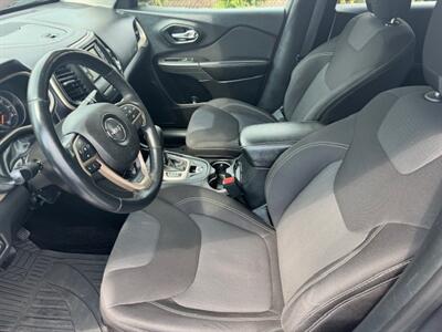 2015 Jeep Cherokee Latitude  4.w.d.only 96,000 miles - Photo 11 - Molalla, OR 97038
