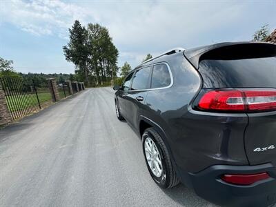 2015 Jeep Cherokee Latitude  4.w.d.only 96,000 miles - Photo 10 - Molalla, OR 97038
