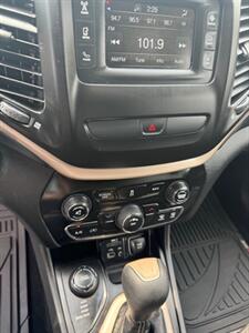 2015 Jeep Cherokee Latitude  4.w.d.only 96,000 miles - Photo 20 - Molalla, OR 97038