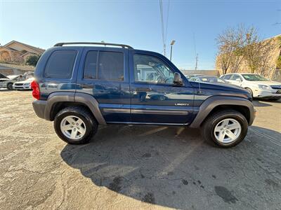 2004 Jeep Liberty Sport   - Photo 4 - San Leandro, CA 94578