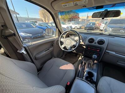 2004 Jeep Liberty Sport   - Photo 15 - San Leandro, CA 94578
