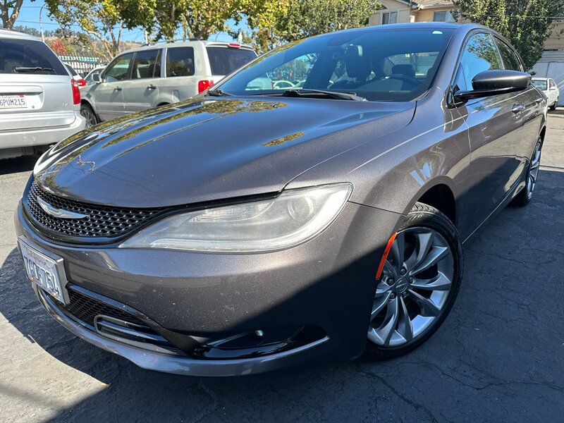2015 Chrysler 200 S  