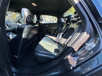2015 Chrysler 200 S   - Photo 18 - San Leandro, CA 94578