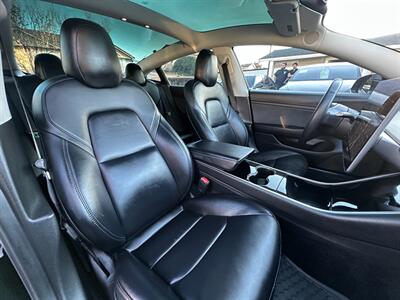 2020 Tesla Model 3 Standard Range Plus - Photo 13 - San Leandro, CA 94578