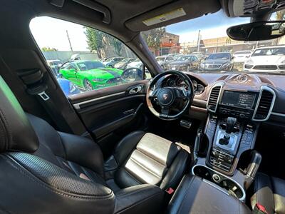 2012 Porsche Cayenne Turbo   - Photo 14 - San Leandro, CA 94578