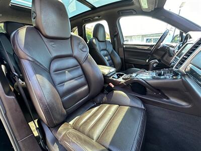 2012 Porsche Cayenne Turbo   - Photo 12 - San Leandro, CA 94578