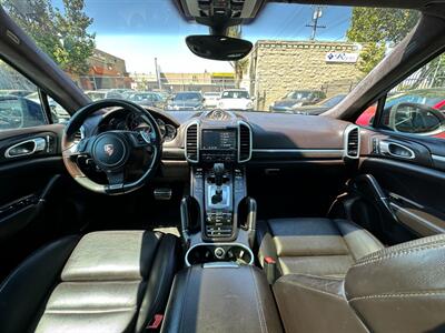 2012 Porsche Cayenne Turbo   - Photo 13 - San Leandro, CA 94578