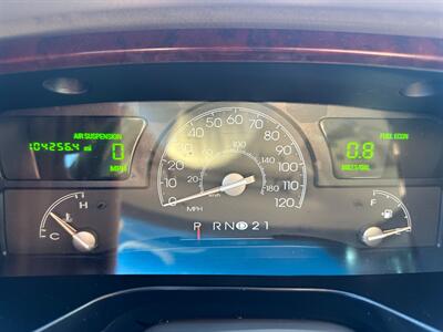 2004 Lincoln Town Car Ultimate - Photo 21 - San Leandro, CA 94578