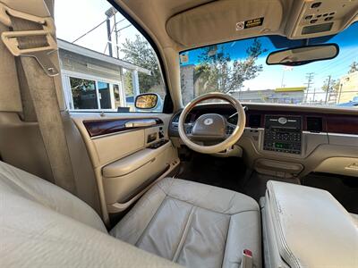 2004 Lincoln Town Car Ultimate - Photo 15 - San Leandro, CA 94578