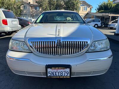 2004 Lincoln Town Car Ultimate - Photo 2 - San Leandro, CA 94578