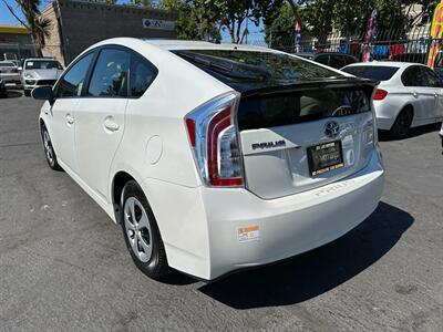 2012 Toyota Prius Five   - Photo 7 - San Leandro, CA 94578