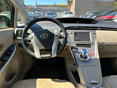 2012 Toyota Prius Five   - Photo 16 - San Leandro, CA 94578