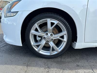 2012 Nissan Maxima 3.5 SV   - Photo 9 - San Leandro, CA 94578