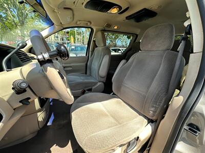 2002 Ford Windstar SE   - Photo 12 - San Leandro, CA 94578