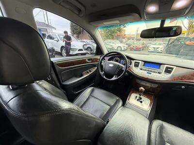 2010 Hyundai Genesis 3.8 Premium   - Photo 15 - San Leandro, CA 94578