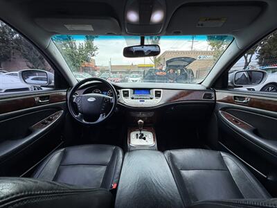 2010 Hyundai Genesis 3.8 Premium   - Photo 14 - San Leandro, CA 94578