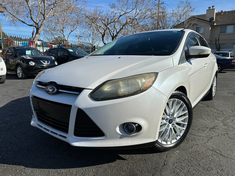 2013 Ford Focus Titanium's photo