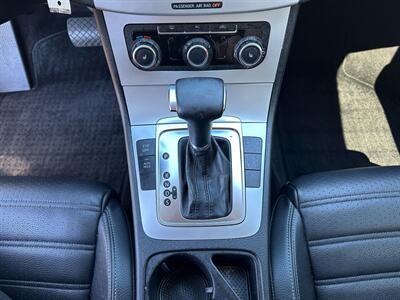 2009 Volkswagen CC Sport   - Photo 20 - San Leandro, CA 94578