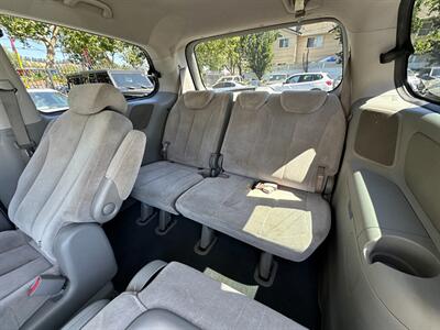 2008 Kia Sedona LX   - Photo 20 - San Leandro, CA 94578