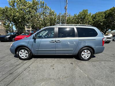 2008 Kia Sedona LX   - Photo 8 - San Leandro, CA 94578