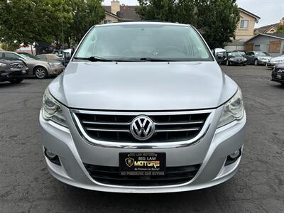 2010 Volkswagen Routan SEL Premium   - Photo 2 - San Leandro, CA 94578