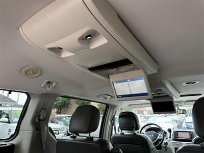 2010 Volkswagen Routan SEL Premium   - Photo 27 - San Leandro, CA 94578