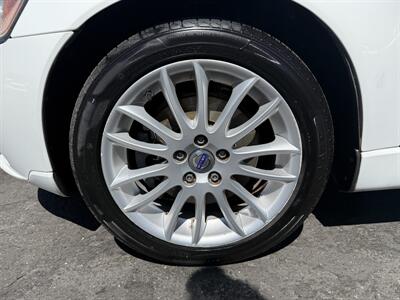 2011 Volvo S40 T5 R-Design   - Photo 9 - San Leandro, CA 94578