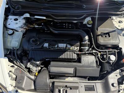 2011 Volvo S40 T5 R-Design   - Photo 10 - San Leandro, CA 94578