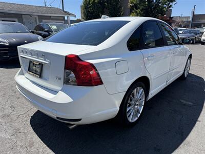 2011 Volvo S40 T5 R-Design   - Photo 5 - San Leandro, CA 94578