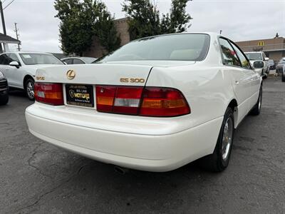 1997 Lexus ES 300   - Photo 5 - San Leandro, CA 94578