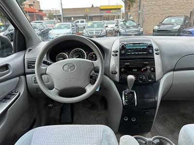 2008 Toyota Sienna CE 8-Passenger   - Photo 17 - San Leandro, CA 94578