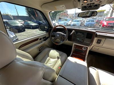 2004 Cadillac Escalade   - Photo 15 - San Leandro, CA 94578