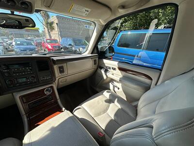 2004 Cadillac Escalade   - Photo 16 - San Leandro, CA 94578