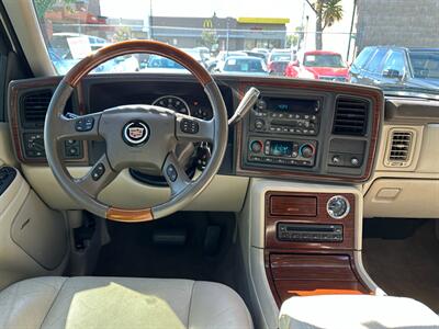 2004 Cadillac Escalade   - Photo 17 - San Leandro, CA 94578