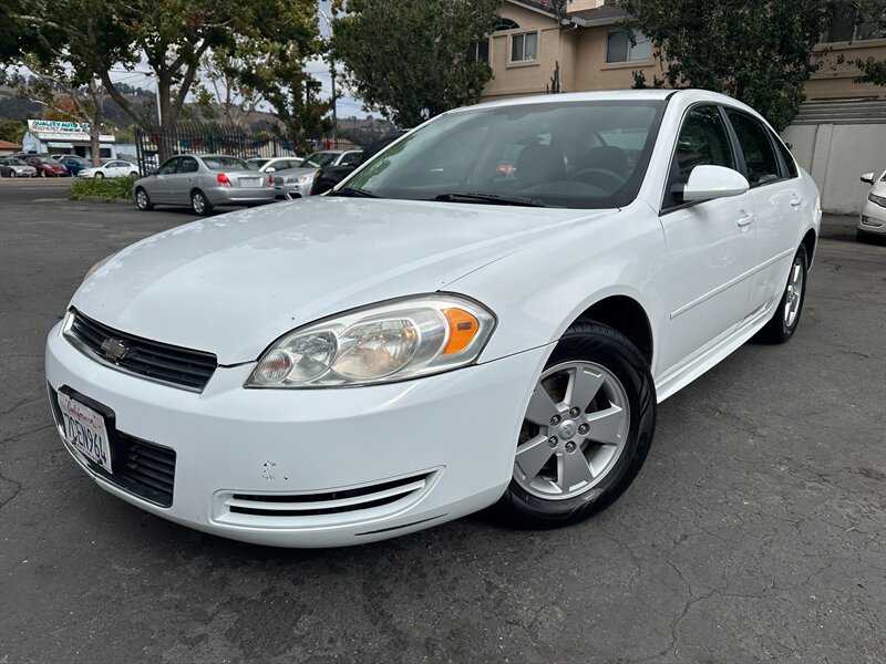 Summit White 2011 Chevrolet Impala Sedan Front-Wheel Drive Automatic