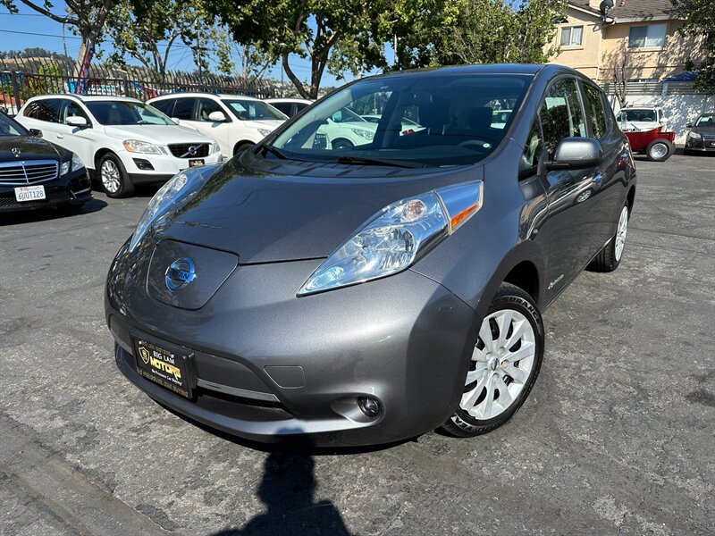 2017 Nissan LEAF S   - Photo 1 - San Leandro, CA 94578