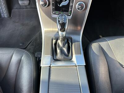 2015 Volvo XC60 T5 Drive-E Premier   - Photo 21 - San Leandro, CA 94578