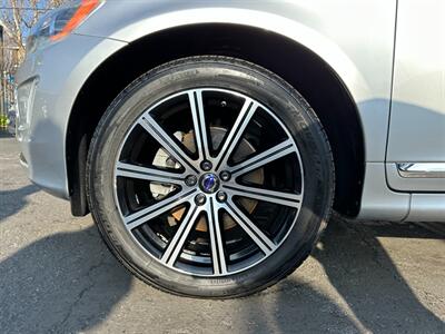 2015 Volvo XC60 T5 Drive-E Premier   - Photo 9 - San Leandro, CA 94578